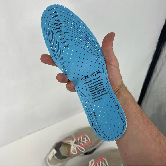 Nike Air-Zoom-Type Crater Beige and Coral Sneakers - Picture 15 of 16